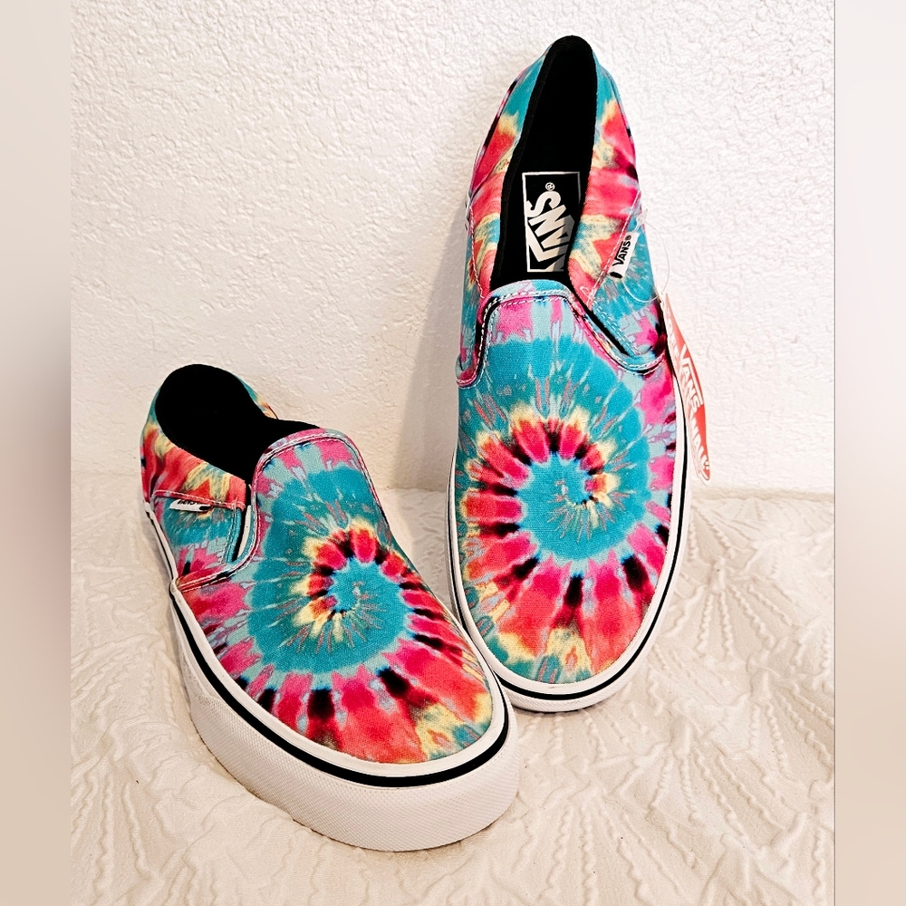Nwt women vans sz 8